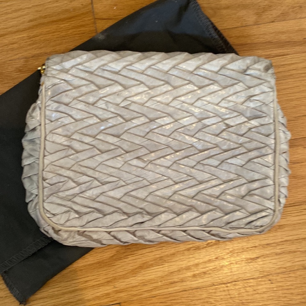 Jimmy Choo Pleated Leather Clutch. - Picture 5 of 10
